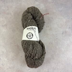 Rustic 100% Wool Farm Yarn Radius Dark Gray Heathered Local Fibers California